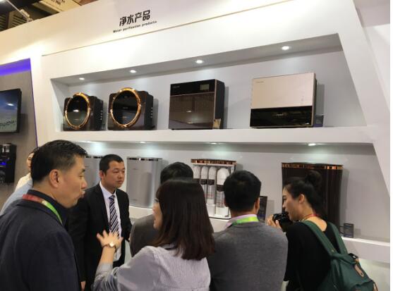 华体会（中国）净水机亮相2017年AWE 深耕健康用水领域1